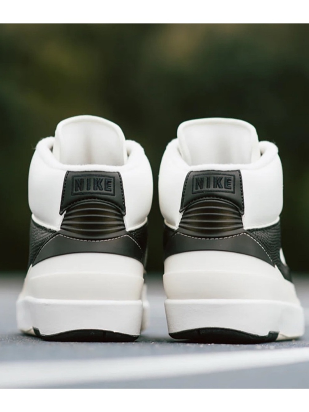 BNWT Womens AIR JORDAN 2 Retro - Picture 3 of 14